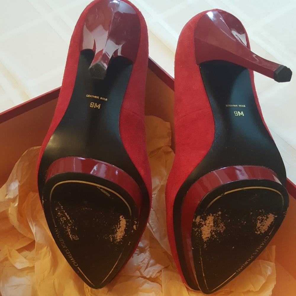 Shoes - Picture 2 of 8